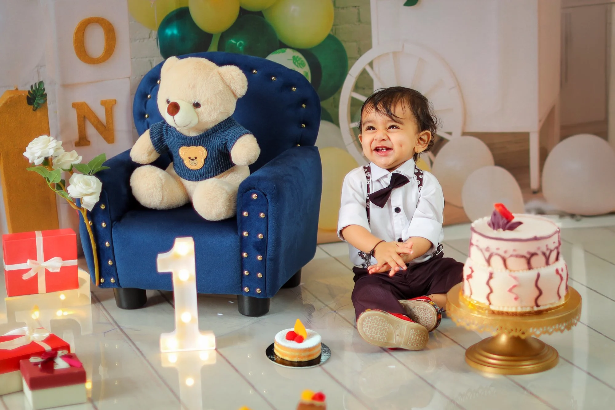 Cake smash baby shoot Virar